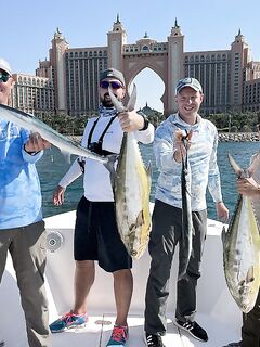 Старт сезона в Дубае морская рыбалка по квину и саргану