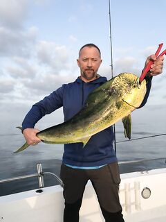 Фуджейра морская рыбалка на буях и попперах