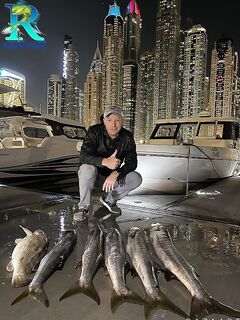 Дубай, вечерняя рыбалка: пара кадров ради вида