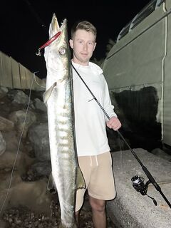 Марджан в ноябре, морская рыбалка на воблеры 100–130