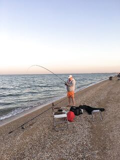 Ейск и берег Должанки: морская рыбалка-разведка и магазин