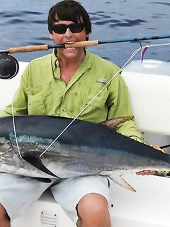 Тенерифе — тунец 30–40 кг и ловля нахлыстом у самой стаи