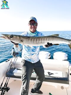 Вечерняя рыбалка в жару — когда настроение в лодке, клюёт