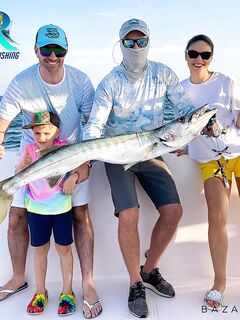 Рыбалка в Дубае: вечер барракуды и две трофейные поклёвки