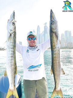 Утро в Дубае, 50 минут — две барракуды и хамур