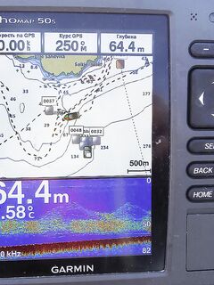 Два дисплея на борту для удобства эхолота