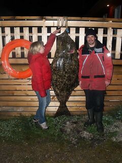 Палтус 175 см в Норвегии: двухчасовая борьба и «хвостом вперёд»