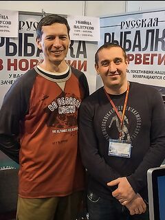 Зашли к Павлу и обсудили морскую рыбалку