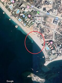 Окурджалар: дикий участок за третьим пирсом