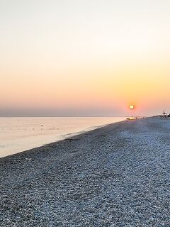 Алания: вечер у камней и зелёный «маракью»