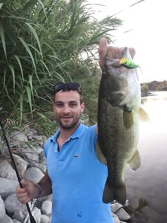 Кипр: утренний обрыв, поппер и басс после 5:40