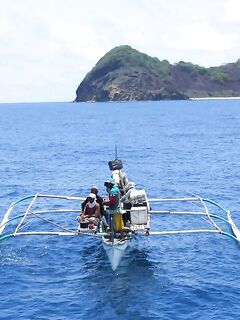 Панглао и Боракай я сначала хотел пройти с берега а лодку оставить запасным планом