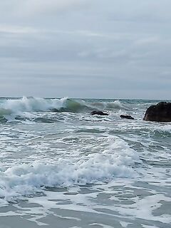 Прибой на Пхукете быстро выбил из меня лагуны и трофеи но не желание упираться