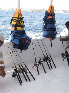 Подубинистая закидушка с двумя крючками выглядела у меня самым прямым морским решением