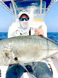 Северный Оман дал мне восемь GT до тридцати пяти и быстро напомнил что попперная силовая рыбалка не для новичков