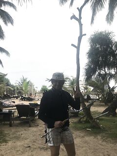 Шторм на океане уводил меня в Бентота-Гангу где пилькером пришлось сначала поймать чужой поппер