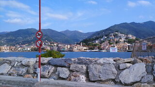 Италия, Rapallo в Лигурии: морская рыбалка с карасиками и осторожной кефалью