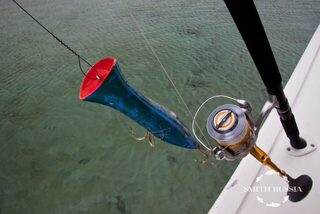 Коралловое море Австралии: тяжелый кастинг GT на рифах в разную погоду