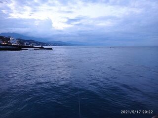Рыбалка в Алуште на Чёрном море: ставрида на самодур с буны и с катера