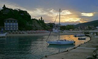 Чёрное море, Новомихайловский: ловля карася с лодки и с пирса в Лермонтово