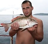 Таиланд: морская ловля квинов, кобии и джеков в дни с переменчивой погодой