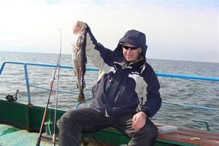 Калининград, Балтийское море: морская ловля трески в отвес и на тяжелый джиг