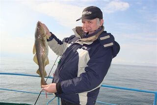 Калининград, Балтийское море: морская ловля трески в отвес и на тяжелый джиг