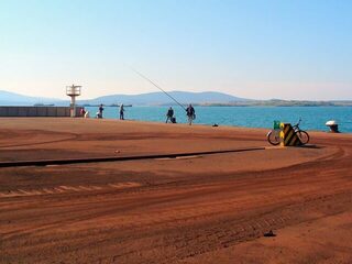Порт Бургас: два дня морской рыбалки на мелкую ставридку в хорошую погоду