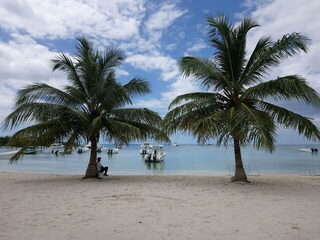 Рыбалка в Доминикане: выход в море из Bayahibe, троллинг с лодки и кастинговая удочка