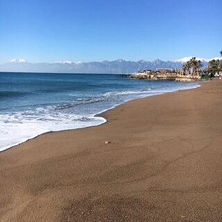 Турция, Анталийское побережье: морская рыбалка с берега в Ларе, старом порту и у камней Sera