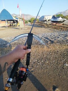 Турция, утренний спиннинг с пляжа и за пирсом на завершающей морской рыбалке
