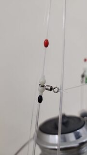 Турция, Анталийское побережье: морская рыбалка на песчаном дне при волне с длинным поводком