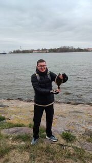 Балтийское море: ловля салаки микроджигом, камбала в прилове, груза 2.5-3.5 г
