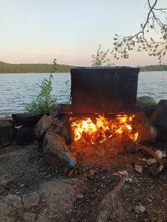 Белое море, Чупа, губа Лодейная на Пежострове - ловля трески с лодок в июньский ветер
