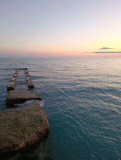 Чёрное море: ловля некрупной ставридки у берега, вода +23