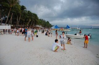 Puka Beach на Боракае: дрейф с маской и удочкой на глубине 3-7 метров