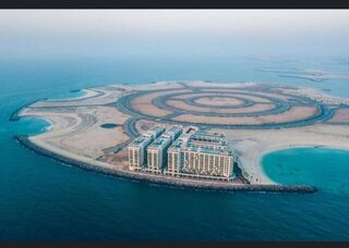 Рас-эль-Хайма: Kurwi Island, раттлины и береговые сарганы