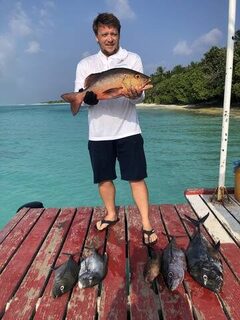 Fulhadhoo: семейный отдых, береговой GT, лодочный поппинг, джиггинг и рокфишинг