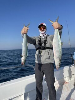 Абу-Даби в тумане: 130 км по воде, пустая дальняя точка и восемь kingfish на запасной точке