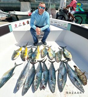 Две точки у Абу-Даби: queenfish 5-7 кг рядом и kingfish 6-9 кг дальше