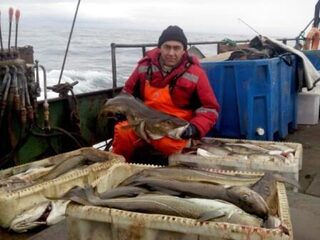 Баренцево море, Териберка: апрельская морская рыбалка с лодки после снегопада