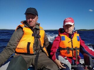 Белое море, мыс Картеш: ловля трески твистером под скалой на глубине 14-16 м