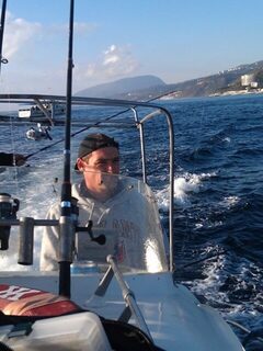 Крым, Алушта: морская рыбалка с катера, самодур и полудонка на донную рыбу