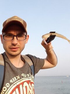 Турция: утренняя береговая ловля спиннингом на море с жадными поклевками
