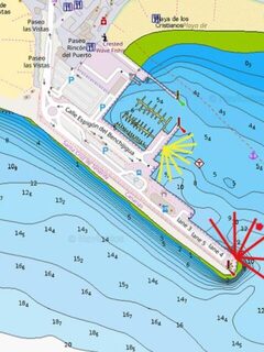 Тенерифе, Puerto Los Cristianos: предрассветная береговая ловля барракуды у океанской дамбы